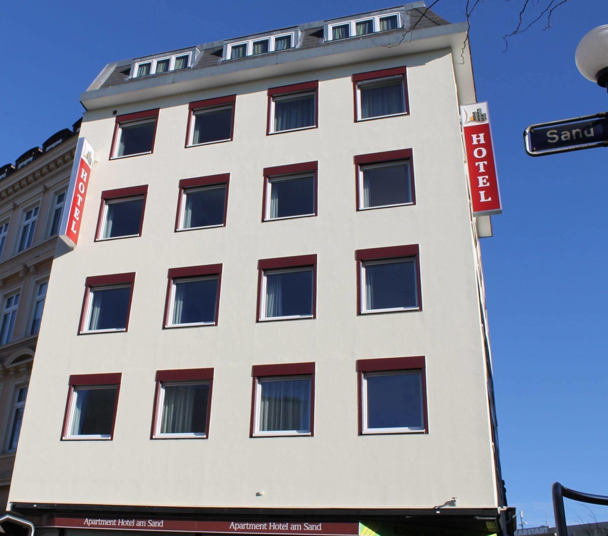 Am Hotel Hamborg